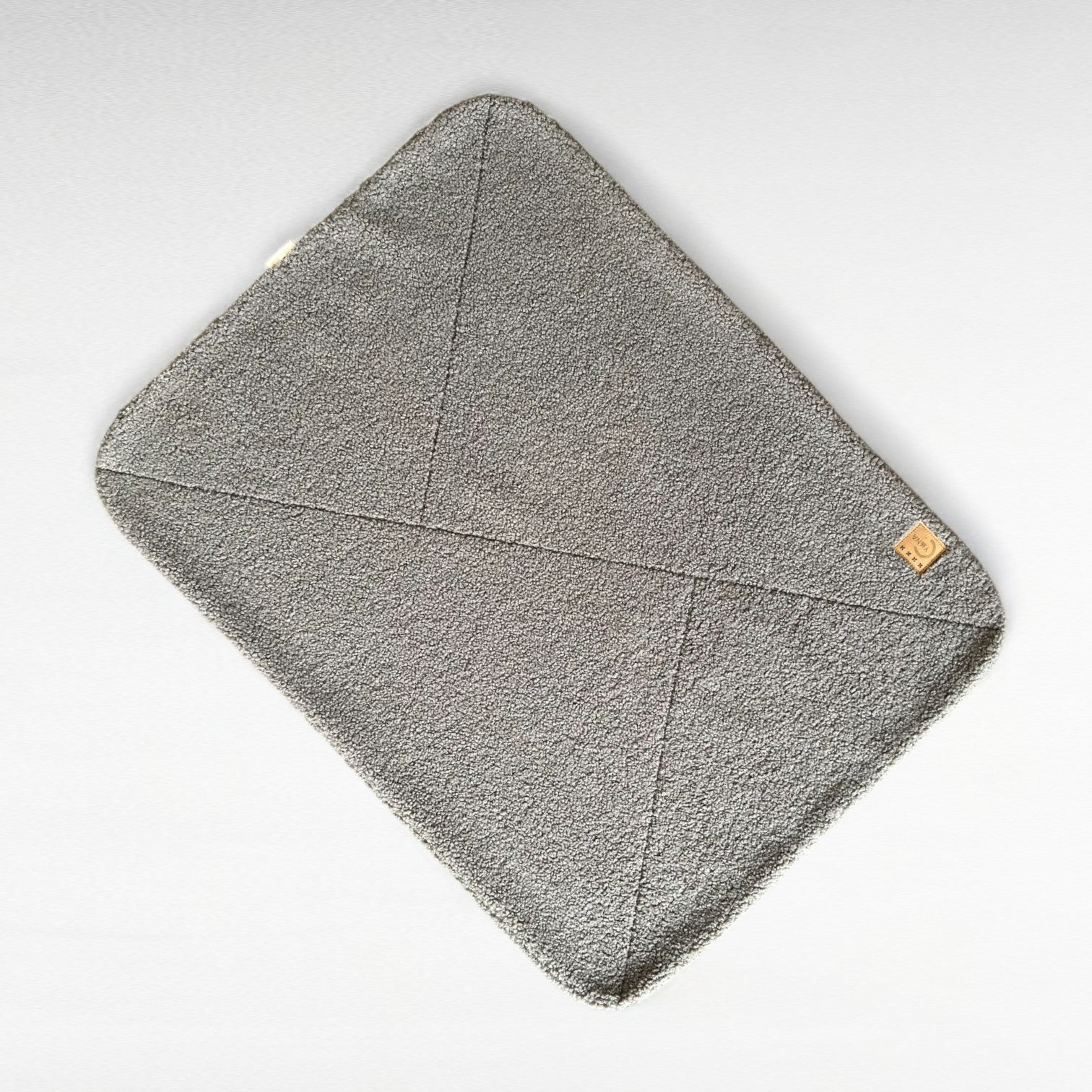 Hundedecke Momo | Cuddly Teddy | Urban Plush