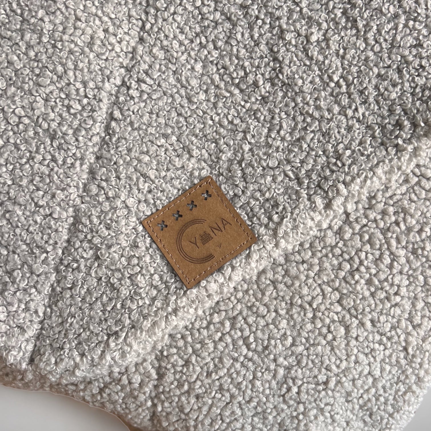 Hundedecke Momo | Cuddly Teddy | Urban Plush