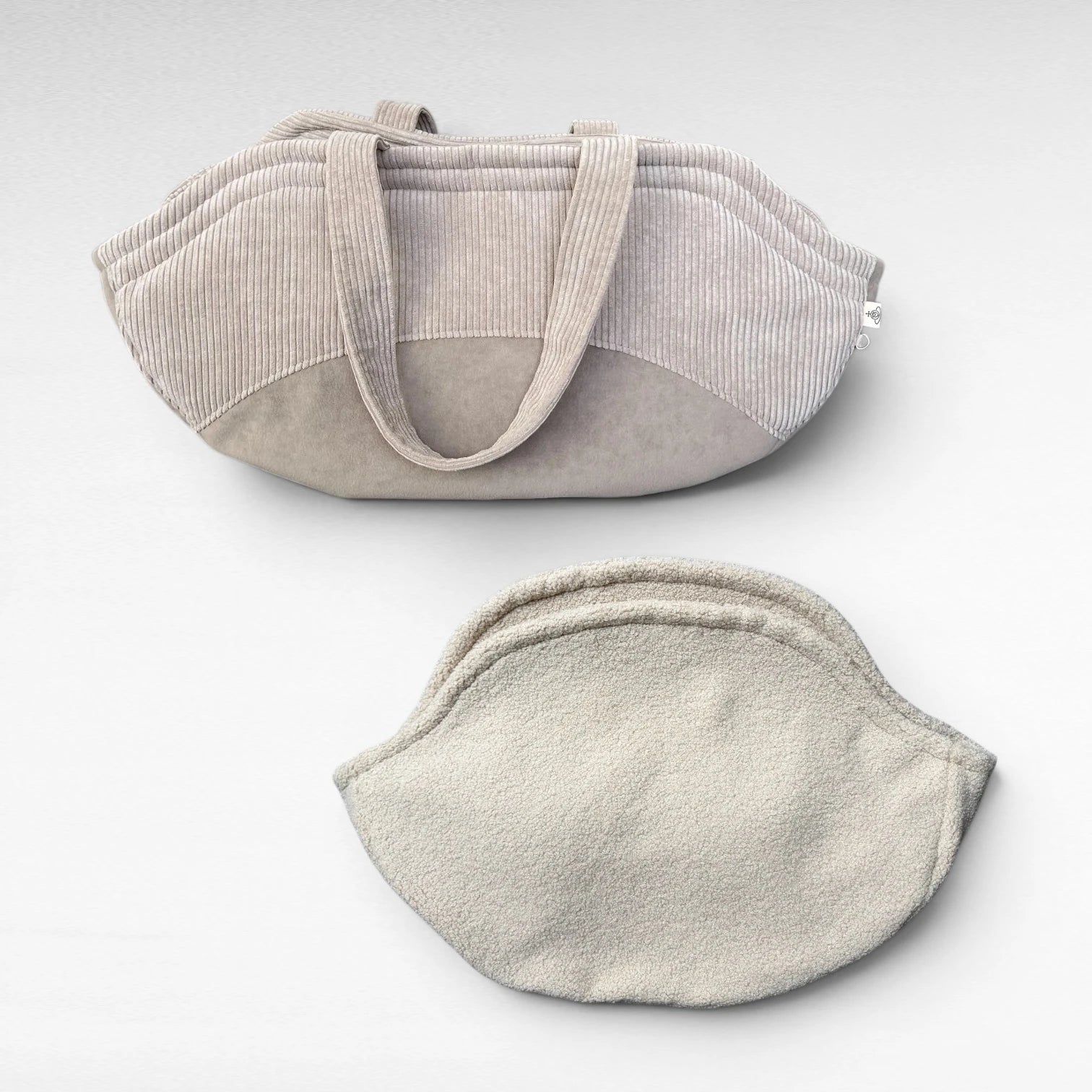 Mix & Match | Hundetasche Oki + Hundeschlafsack Omu | Gr. M