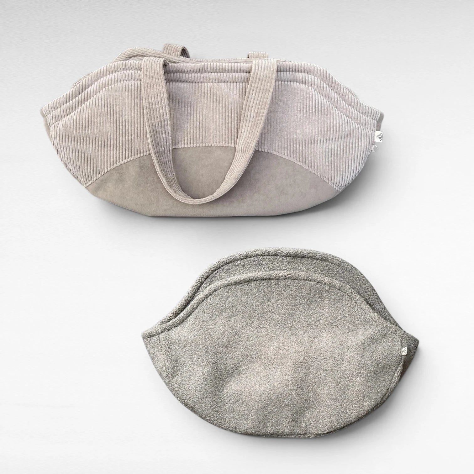 Mix & Match | Hundetasche Oki + Hundeschlafsack Omu | Gr. M