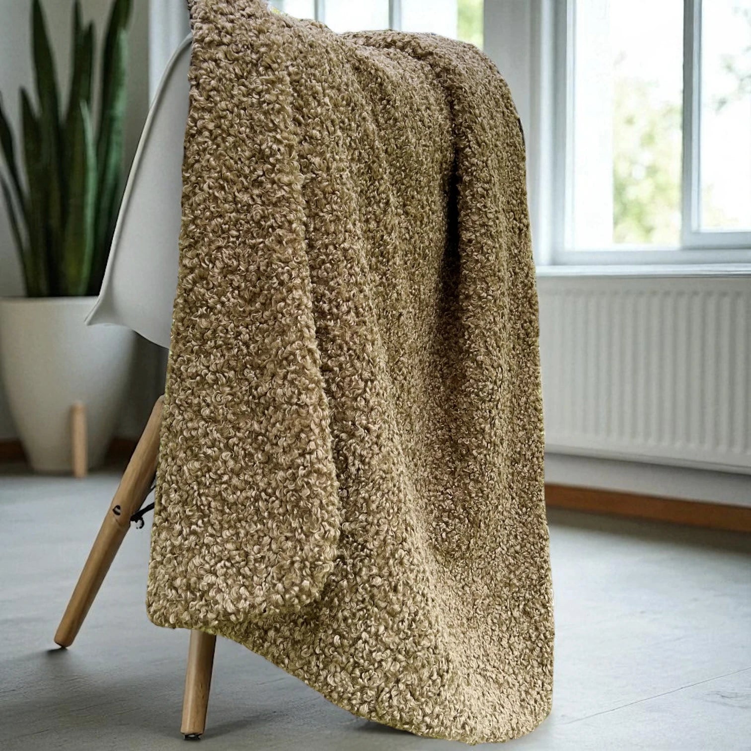 Kuscheldecke Kinu | Glamorous Curly Plush