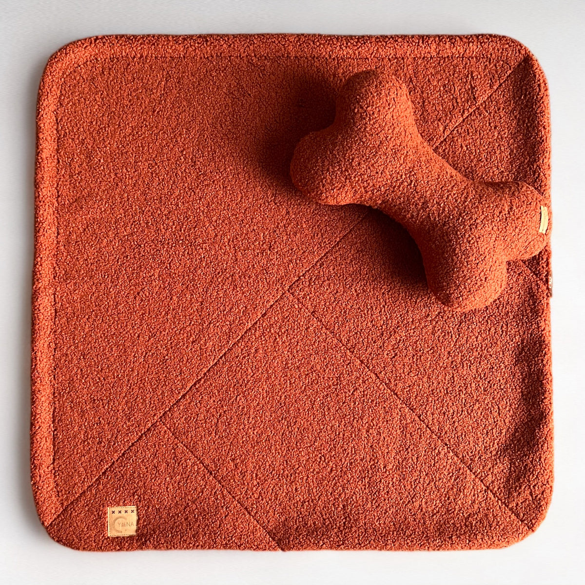 Yuly Weiche Plüsch-Hundematte – Waschbar, Mit Rutschfester Unterseite, Größe M (90x80 Cm), Als Sofaschutz Oder Hundebett