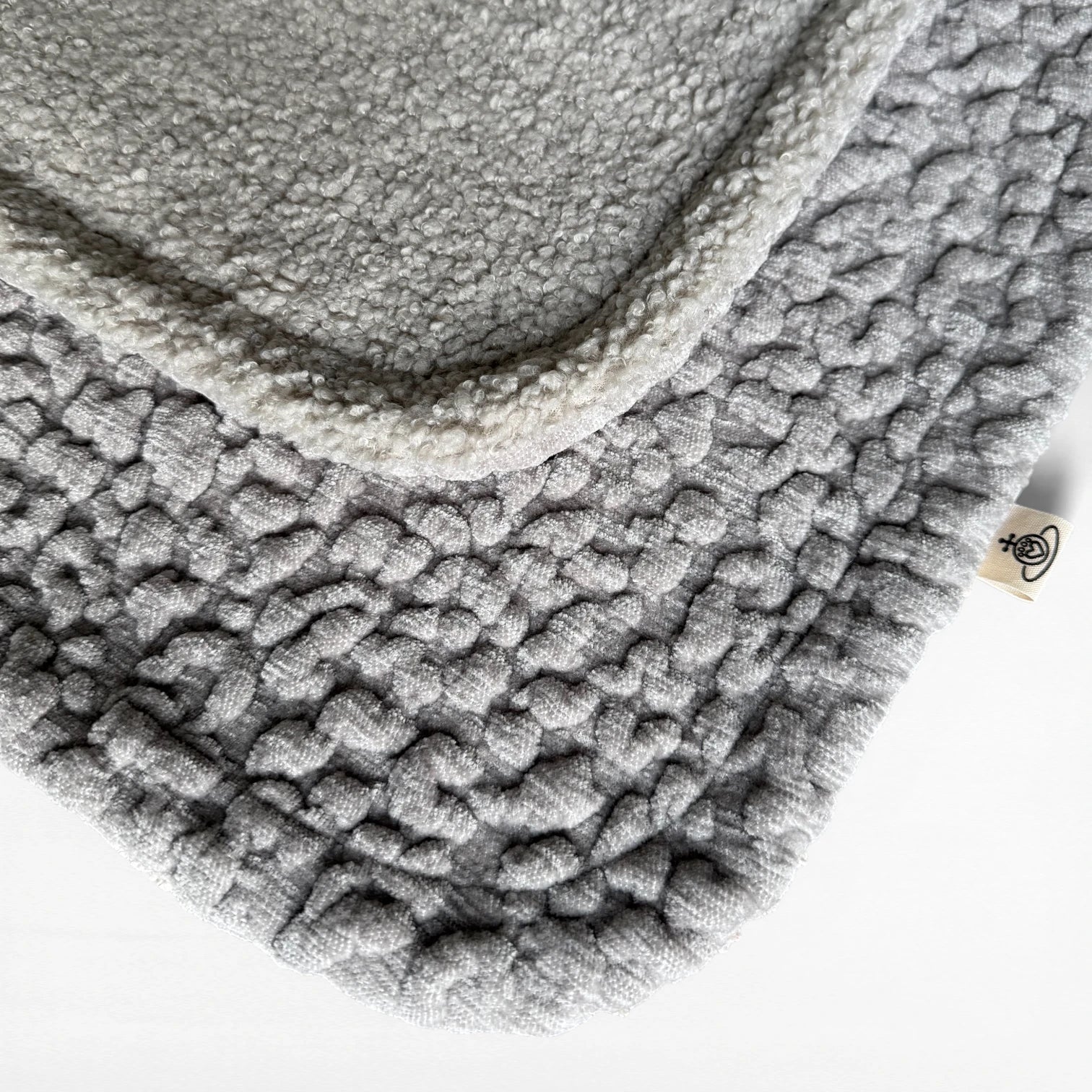 Sofaschutz Hundedecke Iro | Chenille Quilt | 135 x 100 cm