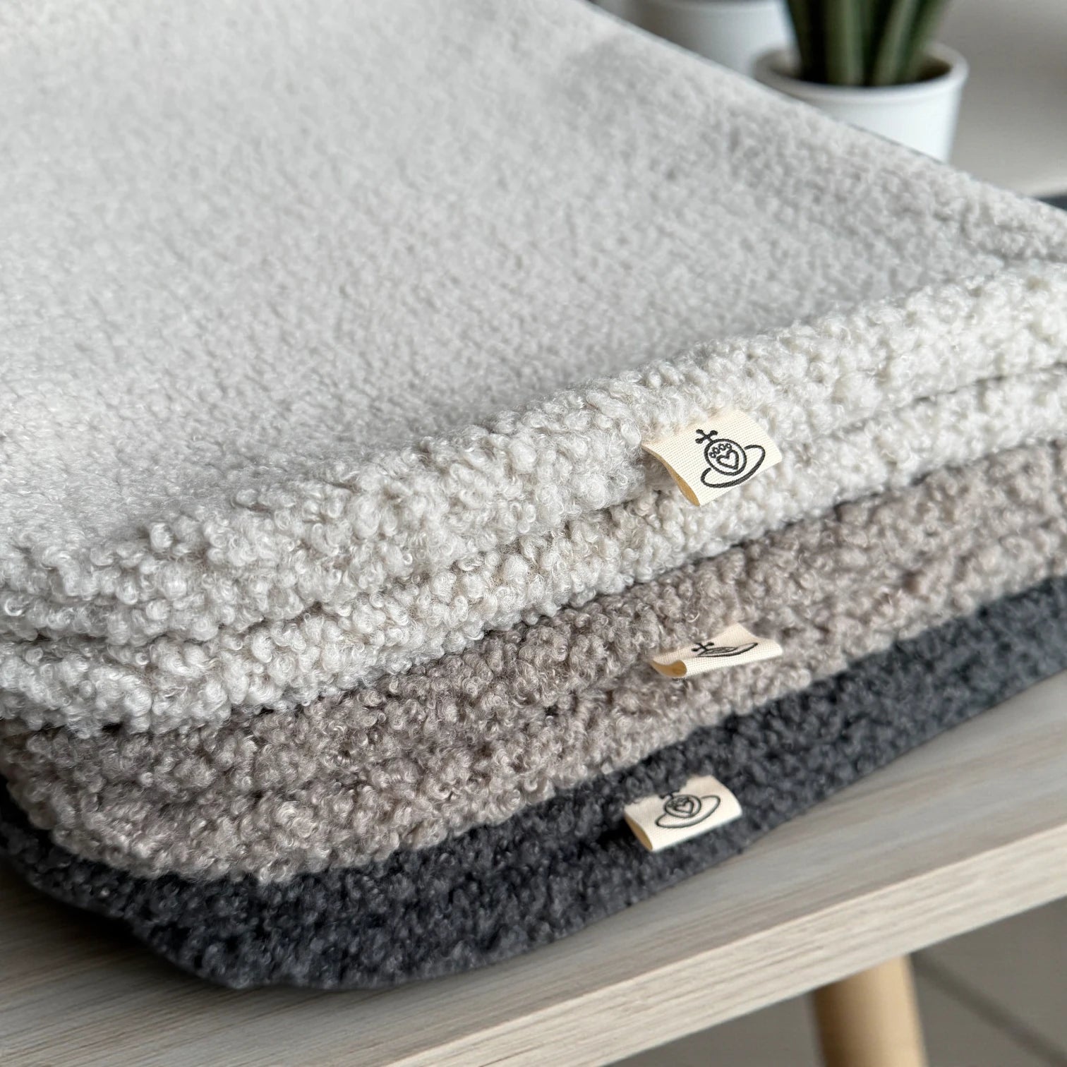 Hundedecke Hina | Cuddly Teddy | 50 Shades of Grey