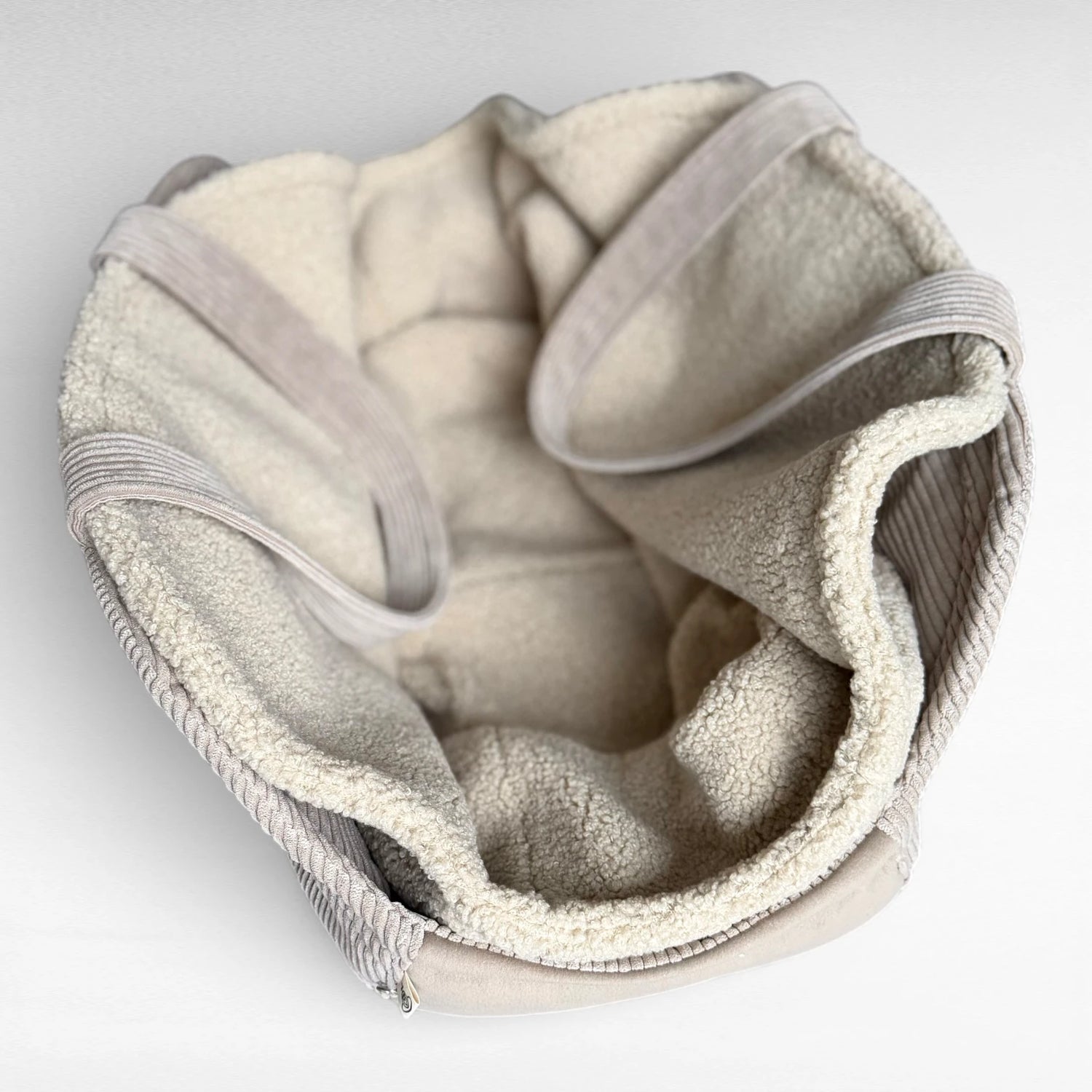 Mix &amp; Match | Hundetasche Oki + Hundeschlafsack Omu | Gr. M