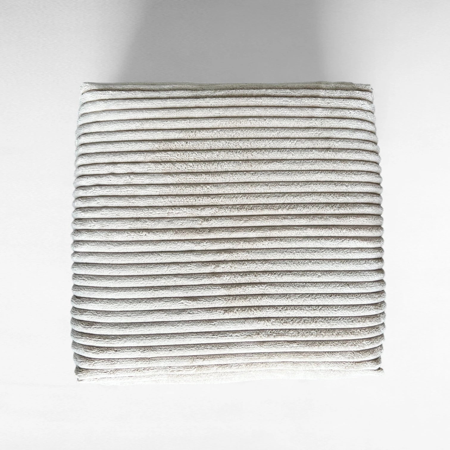 Hundekissen Mari | Opulent Fluffy Corduroy