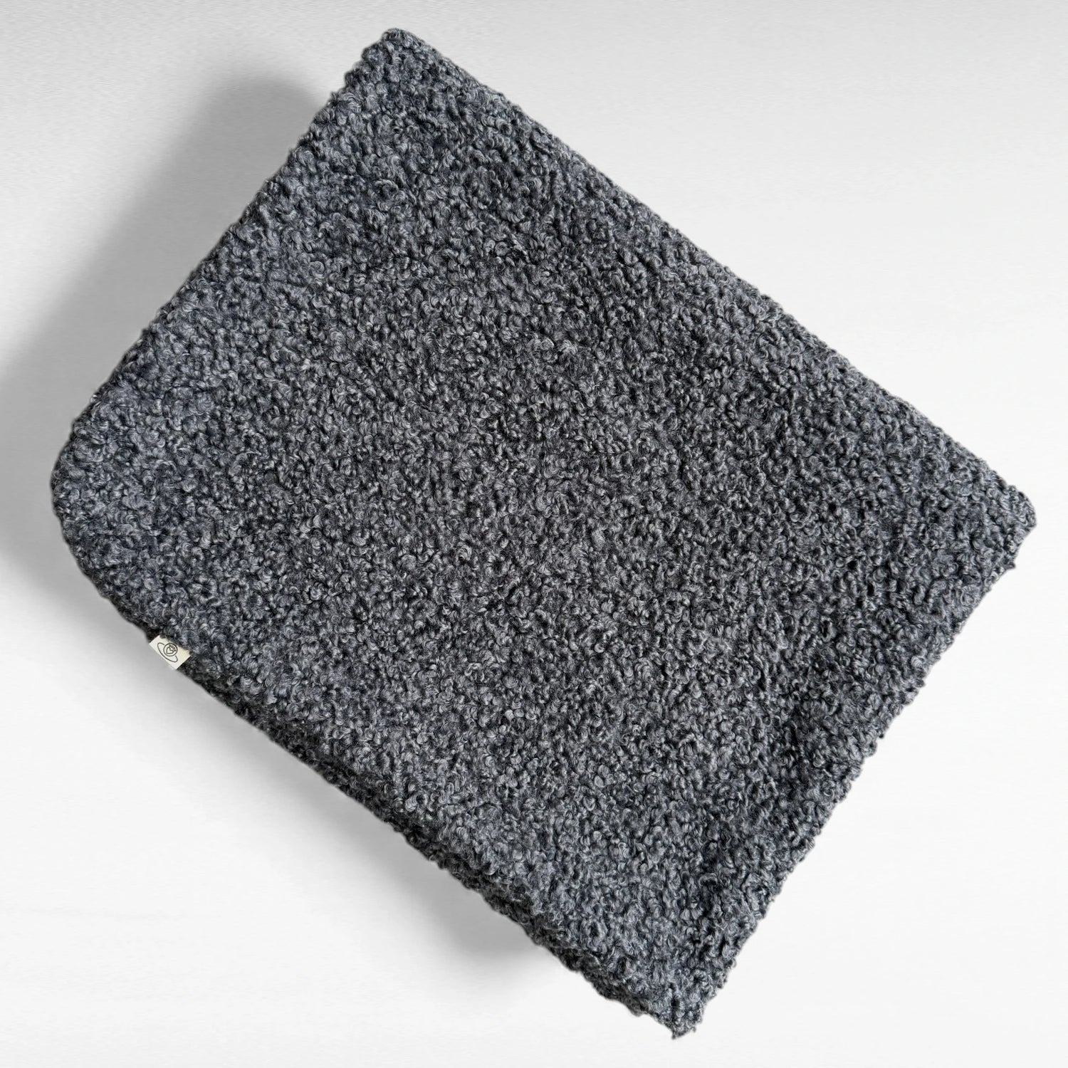 Kuscheldecke Kinu | Glamorous Curly Plush